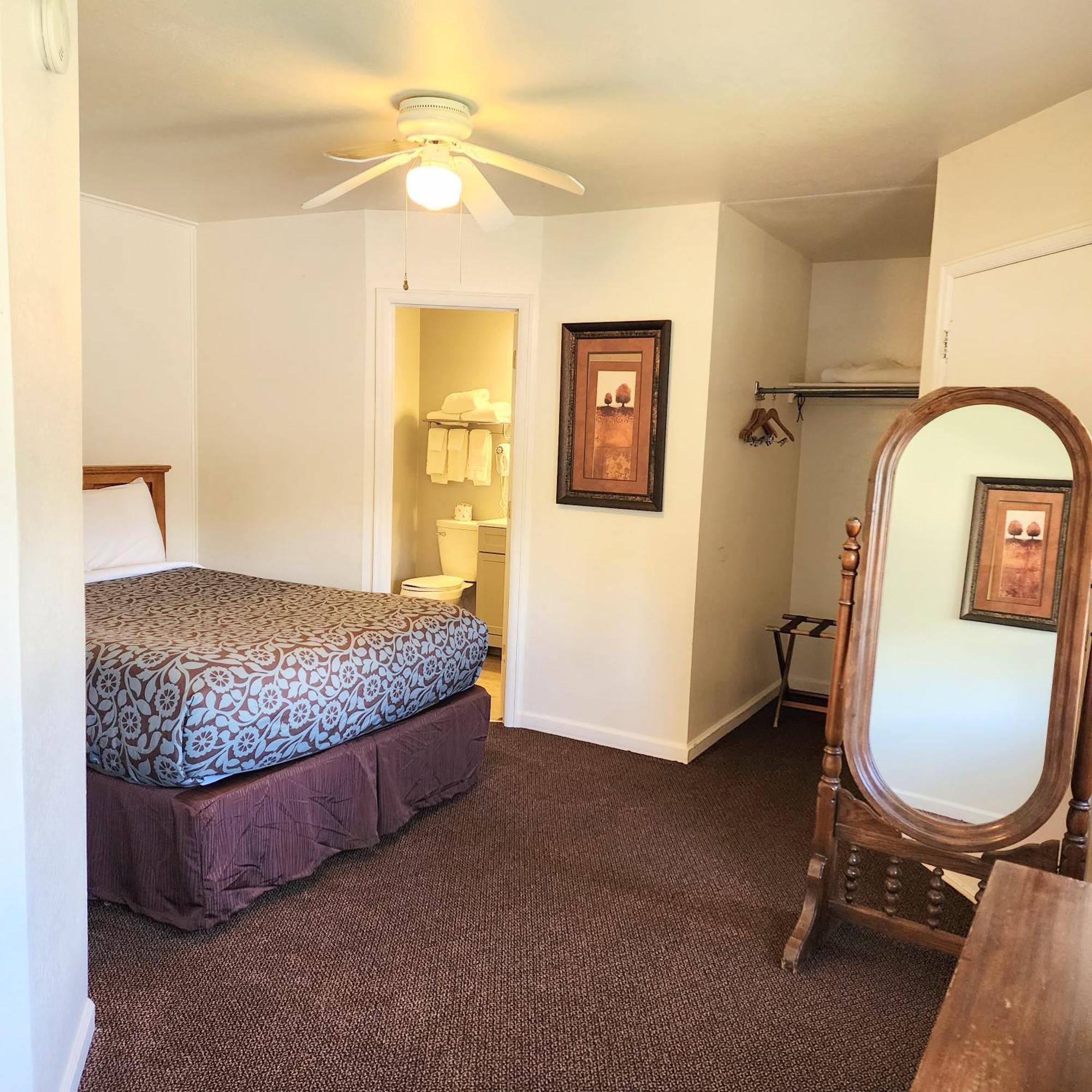 هت سولفور سبرينغز Canyon Motel Near Rocky Mountain National Park المظهر الخارجي الصورة