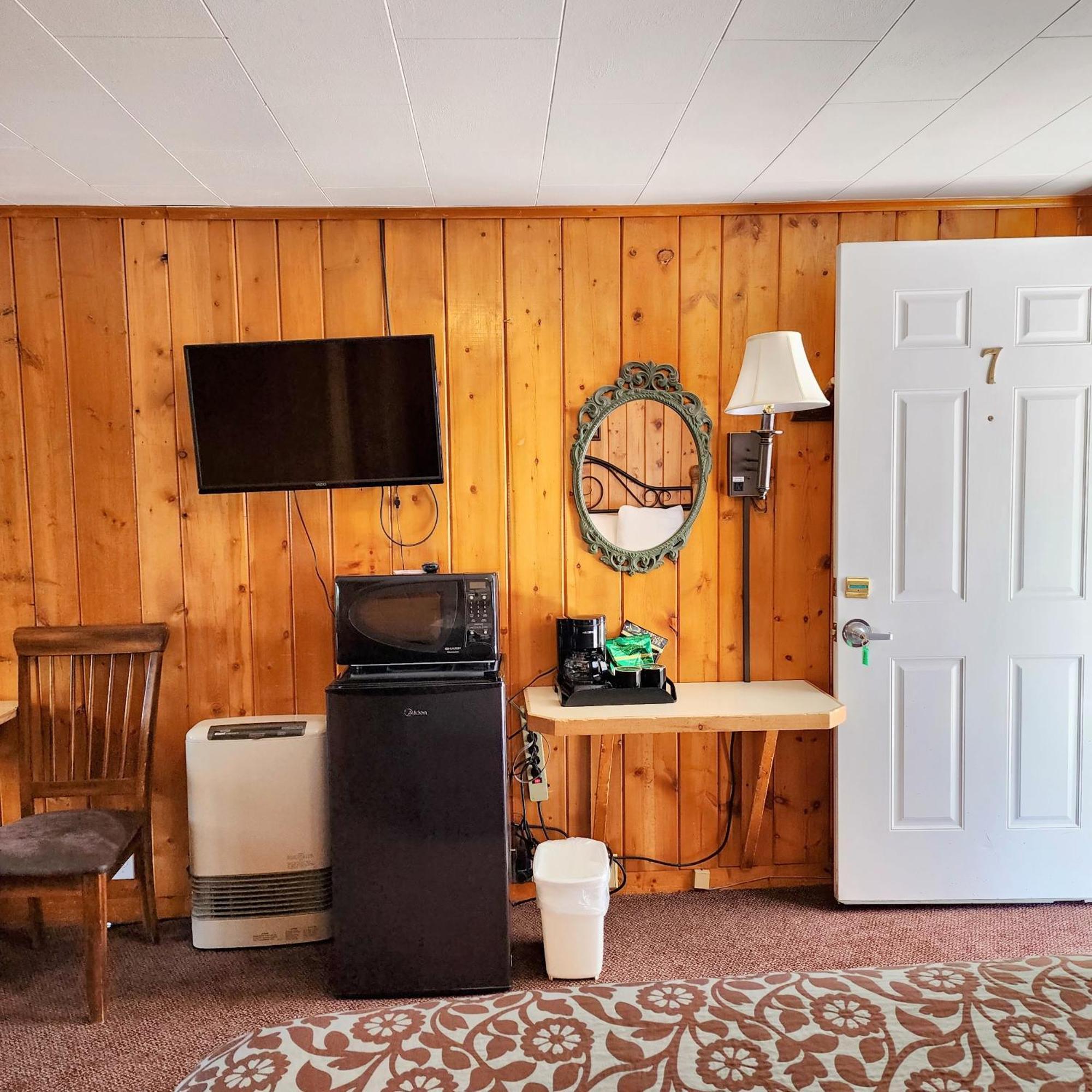 هت سولفور سبرينغز Canyon Motel Near Rocky Mountain National Park المظهر الخارجي الصورة