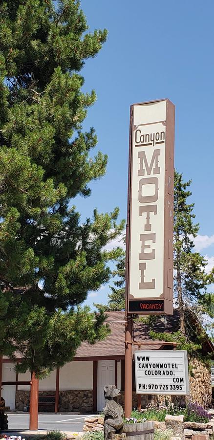 هت سولفور سبرينغز Canyon Motel Near Rocky Mountain National Park المظهر الخارجي الصورة
